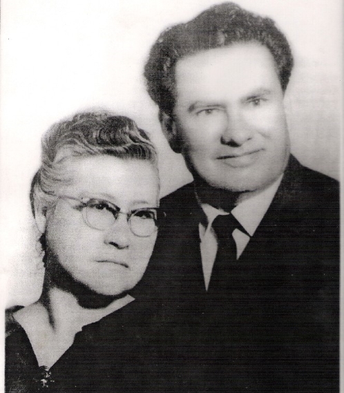 Maclovio Gaxiola López and his wife Micaela Suárez